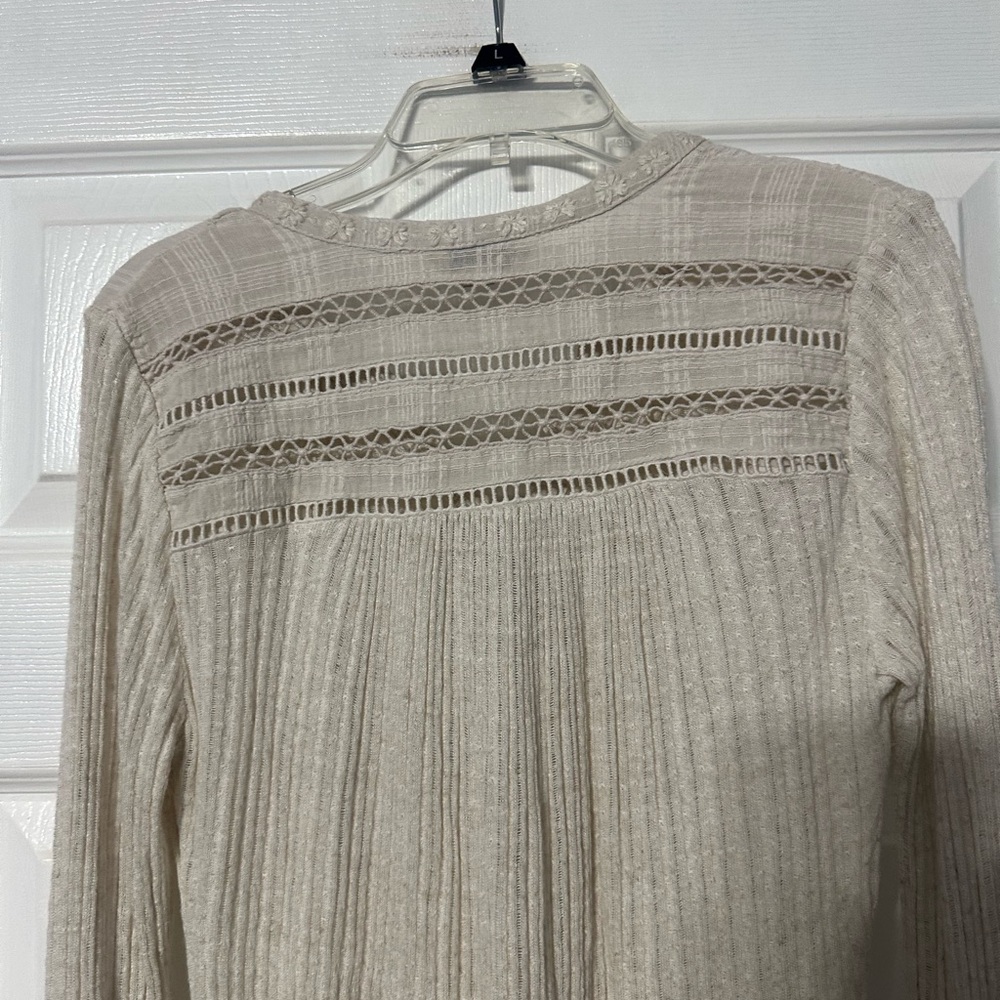 Lucky Brand Ribbed/Crocheted Button Front Henley Top - Picture 11 of 16